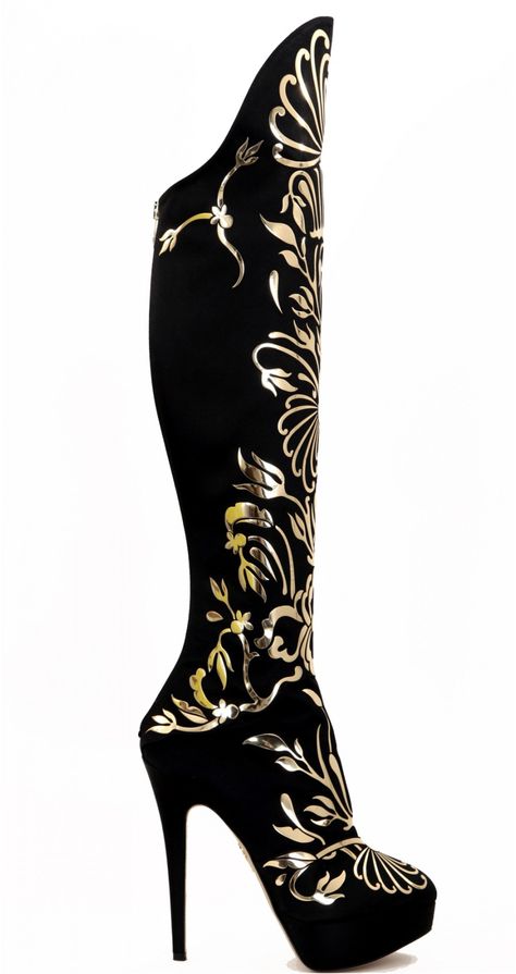 Prosperity Boots #CharlotteOlympia Dr Shoes, Chique Outfits, Kraf Diy, Fancy Shoes, Trending Boots, Stylish Boots, Crazy Shoes, Pretty Shoes, Beautiful Shoes