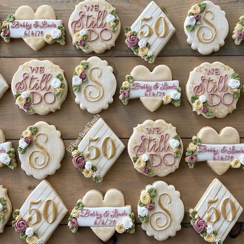 50th Wedding Anniversary Colors, 50th Wedding Anniversary Cookies Decorated, 50th Anniversary Dessert Table, Anniversary Cookies Ideas, Vow Renewal Cookies, 60th Wedding Anniversary Cookies, 50th Anniversary Desserts, 60th Anniversary Cookies, 50th Wedding Anniversary Cookies