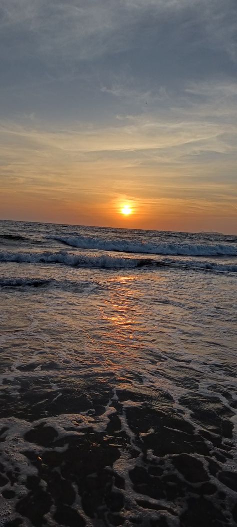 Goa Morning View, Sunset Asthetic Snap, Arambol Beach Goa, Indian Beach Aesthetic, Goa Asthetic Picture, Goa Beach Snap, Goa Beach Aesthetic, Goa Aesthetic Pictures, Goa Images