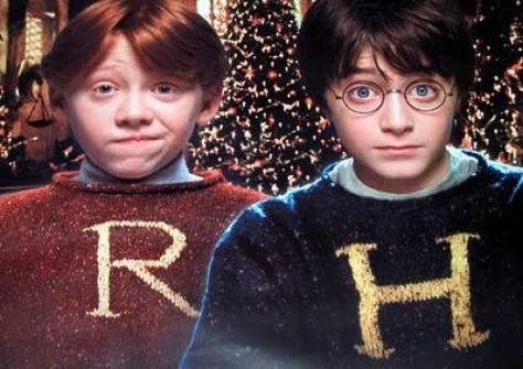 Ron Weasley Harry Potter Christmas Sweaters #uglychristmassweaters www.rockyouruglychristmassweater.com #harrypotter Hp Crafts, Harry Potter Dvd, Weasley Sweater, Crochet Apparel, Ron And Harry, Michael Gambon, Harry Porter, Harry Potter Tumblr, Harry Potter Christmas