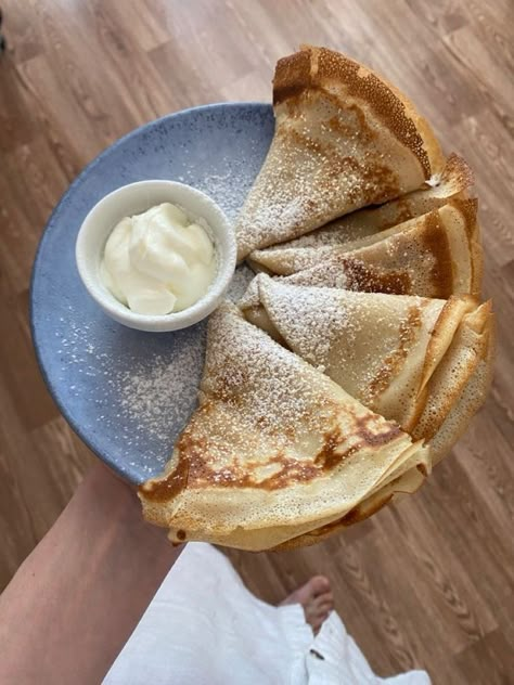 Aesthetic Crepes, Crepes Aesthetic, Nut Dessert, Yummy Comfort Food, Pretty Food, Pin It, Aesthetic Food, Food Photo, Good Eats