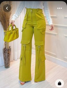 Church Outfit Casual, Fashion Work Outfit, 2piece Outfits, Cute Work Outfits, Women Cargo Pants, Office Casual Outfit, Casual Outfit Inspiration, Pants Women Fashion, Elegante Casual