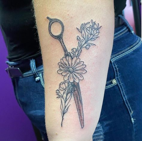 Scissors Tattoo With Flowers, Hairstylist Shears Tattoo, Hairdresser Tattoos Scissors, Hairstylist Sleeve Tattoos, Shears Tattoo With Flowers, Shears Tattoo Cosmetology, Cosmetologist Tattoo Ideas, Cosmetology Tattoos Sleeve, Cosmetology Tattoos Hairstylists