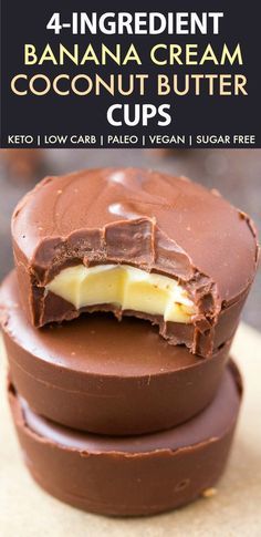 4 Ingredient Banana Cream Coconut Butter Cups (Keto, Paleo, Vegan, Sugar Free)- An easy, homemade four ingredient healthy dessert or snack recipe which is low carb, dairy free and gluten free. A guilt-free way to keep hunger at bay while satisfying the sweet tooth! #ketodessert #coconutbutter #coconutcups #ketodiet - Recipe on thebigmansworld.com Low Carb Dairy Free, Coconut Butter Cups, Snack Sani, Banana Butter, Healthy Candy, Postre Keto, Keto Candy, Paleo Life, Keto Sweets