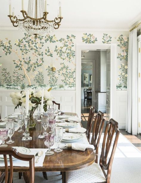 Dining Room Inspiration – Closetful of Clothes Traditional Dining Rooms, Dining Room Wallpaper, Shingle Style Homes, House Dining Room, Traditional Dining, Dining Room Interiors, Traditional Dining Room, Chinoiserie Wallpaper, Dining Room Inspiration