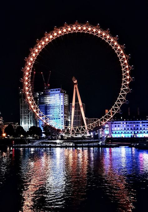 London Eye At Night, London Sightseeing, London Wallpaper, London Dreams, England London, Scenery Photography, Soho London, Nightlife Travel, London Love