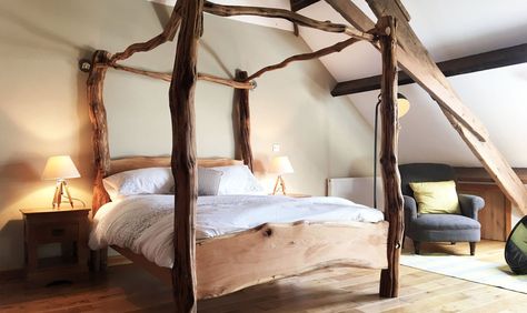 Reclaimed furniture, compost toilets. Handmade beds & story chairs Eco Bedroom, Diy Sofa Bed, Tree Bed, Fantasy Furniture, Oak Beds, Diy Bed Frame, Four Poster Bed, Dreams Beds, Handmade Bed