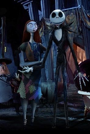 Sally and Jack Skellington (Nightmare Before Christmas) Jack And Sally Costumes, Couple Cartoon Characters, Sally Halloween Costume, Jack Y Sally, Sally Costume, Nightmare Before Christmas Tattoo, Disney Silhouettes, Halloween Makeup Pretty, Sally Nightmare Before Christmas