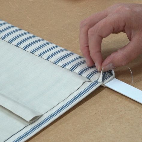 Making Roman Blinds, Roman Shade For Door Window, Make A Roman Blind, Roman Blinds Pattern, How To Make Roman Blinds Step By Step, Roman Blind Tutorial Step By Step, Diy Roman Blinds How To Make, Diy Roman Shades Cordless, How To Make A Roman Blind Tutorials