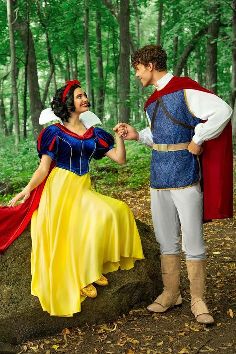 This Disney Snow White Costume for women comes with dress that features a blue top, white collar, and yellow skirt. This Disney's Snow White Prince Men's Costume features a tunic/shirt combo top, pants, a belt, a cape, and a pair of boot covers. #men #women #disney #princess #prince #halloween #costume Snow White Prince Costume, Snow White Characters, Forrest Gump Costume, Snow White Prince, Sleeping Princess, Apple Costume, Snow White Evil Queen, Prince Costume, King Costume