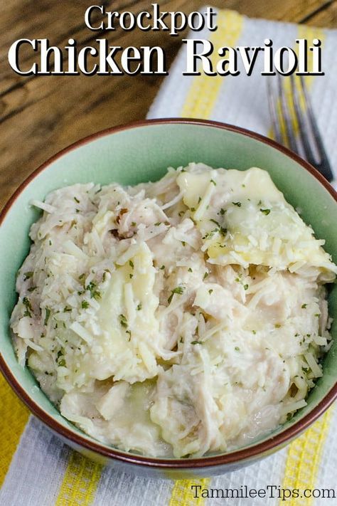 Crockpot Ravioli Alfredo, Crockpot Chicken And Ravioli Recipes, Chicken Ravioli Crockpot Recipes, Slow Cooker Chicken Alfredo Ravioli Lasagna, Crockpot Chicken Ravioli, Frozen Ravioli Recipes Crockpot, Crockpot Ravioli Recipes, Ravioli Recipe Crockpot, Chicken Ravioli Casserole