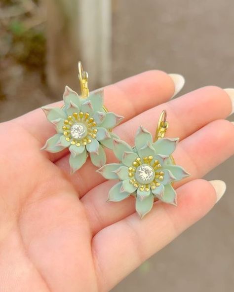 Natalie Godina on Instagram: "Came to shop for succulents and brought my succulent earrings😆so I decided to take some product pictures✨👏🏻 Send me a message to order your succulent dangles☺️" Succulent Earrings, Send Me A Message, Product Pictures, Hand Made Jewelry, Send Me, I Decided, Succulent, Jewelry Making, On Instagram