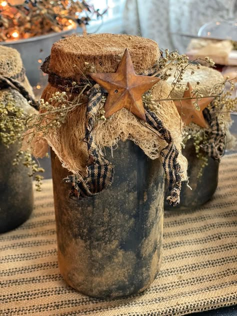 Primitive Grungy Jars, Blackened Beeswax Tutorial, Fall Mason Jar Ideas, Primative Decor Diy Primitive Crafts, Primitive Country Crafts Diy, Primitive Fall Crafts Diy, Primative Decor Farmhouse Style, Easy Primitive Crafts Diy, Primitive Decorating Country Craft Ideas