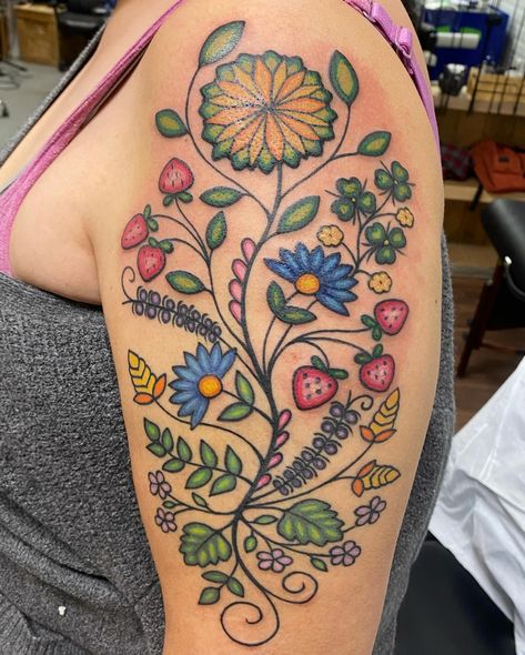 It looks like this one is blooming with culture! Loving your indigenous art flower piece @sydneyctattoo! ✨🌸⁠ ⁠ Indigenous Flower Tattoo, Indigenous Floral Tattoo, Native American Flowers Tattoo, Ojibwe Floral Design Tattoo, Native Flower Tattoo, Indigenous Tattoo Ideas, Indigenous Tattoo, Aboriginal Tattoo, Illustrative Tattoos