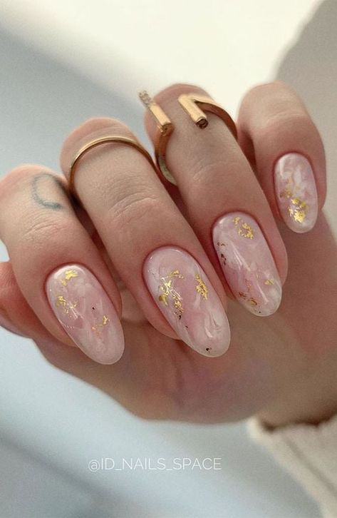 Artist Nails Design, Cute Marble Nails, Nails In White, Thanksgiving Nail Ideas, Manicure Art, Thanksgiving Nail, Stunning Nail Designs, Nude Nail Designs, Nude Nail