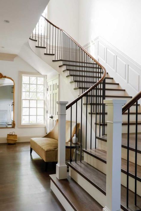 Traditional Colonial Staircase, Wooden Stairway Ideas, Banister And Railing Ideas, Wooden Staircase Design Traditional, Traditional Staircase Design, Modern Colonial Staircase, Traditional Stair Railing Ideas, Studio Mcgee Staircase, Iron And Wood Stair Railing