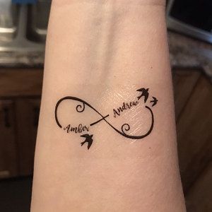 Name Infinity Tattoo, Infinity Tattoo Ideas, Symbol For Family Tattoo, Name Tattoos For Moms, Baby Name Tattoos, Pawprint Tattoo, Mouse Tattoos, Tattoos With Kids Names, Quote Tattoo