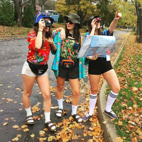 Tourists Halloween Costume, Halloween Hawaiian Costumes, Hawaii Tourist Costume, Cute Tacky Tourist Outfit, Tourist Costume Spirit Weeks, Tourist Outfit Costumes, Tack Tourist Outfit Spirit Week, Tourists Outfits Spirit Week, Hawaiian Tourist Outfit