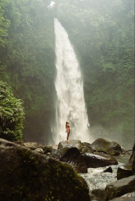 Waterfall, Bali, photography, travel, Bali travel, traveler, things to do in Bali, Indonesia, destination Bali Waterfalls, Bali Baby, Waterfall Pictures, Waterfall Photo, Bali Vacation, Adventure Aesthetic, Photographie Inspo, Foto Tips, Bali Travel