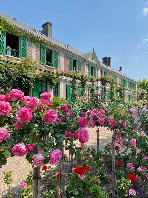 Japanese-bridge-Monet-Giverny Claude Monet House, Giverny Monet, Monet Garden Giverny, France Nature, Monet Garden, Giverny France, Monet's Garden, Day Trip From Paris, Paris Itinerary