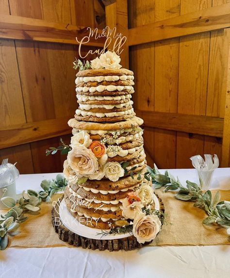 🍪🎂 Exciting News! 🎂🍪 Looking for a sweet twist on tradition for your wedding day? Why not have a Cookie Cake Wedding Cake! 🌟👰🤵 Say "I do" to layers of deliciousness crafted from our signature cookies, stacked high and adorned with your choice of frosting, fresh flowers, or personalized touches. Perfect for couples who want to add a sprinkle of fun and flavor to their special day! 💖✨ Ready to make your wedding dreams a reality? Send us a message to schedule a consultation and tasting! Let's... Stacked Cookie Cake Wedding, Wedding Cookie Cake Tower, Cookie Wedding Cake Stacked, Chocolate Chip Cookie Wedding Cake, Cookie Tower Wedding, Cookie Cake Wedding Cakes, Stacked Cookie Cake, Cookie Cake Wedding, Wedding Cookie Cake