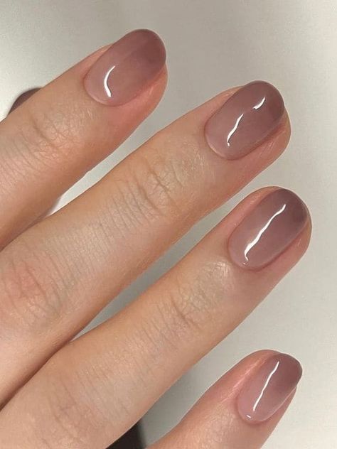 dark jelly Korean ombre nails Simple Formal Nail Designs, Transparent Grey Nails, Sheer Short Nails, Korean Nails Designs Winter, Gray Jelly Nails, Grey Korean Nails, Korean Nails Winter, Gray Ombre Nails, Gradation Nail