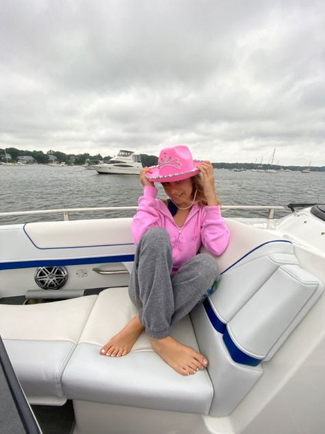 Boat Photoshoot, Costal Granddaughter, Summer Boats, Bakersfield California, Preppy Beach, Lake Girl, Dream Future, Boat Pics, Lake Photos