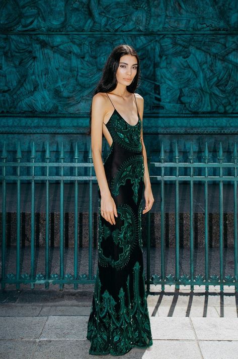 Gem Tone Dresses, Glamorous Prom Dress, Feathered Dress Long, Forest Wedding Guest Dress, Long Classy Dresses, Fit And Flare Prom Dress, Kate Moss Fashion, Cucculelli Shaheen, Prom Inspiration