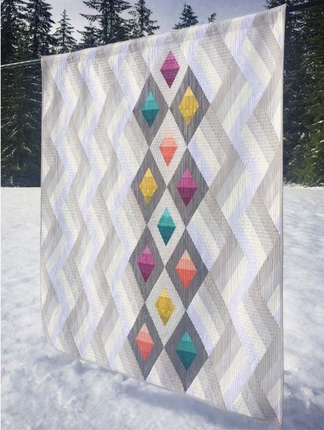 Modern Quilting Designs, Quilt Modernen, Quilt Care, Strip Quilts, Modern Quilt Patterns, Book Quilt, Quilt Block Patterns, Diamond Quilt, Cut Loose