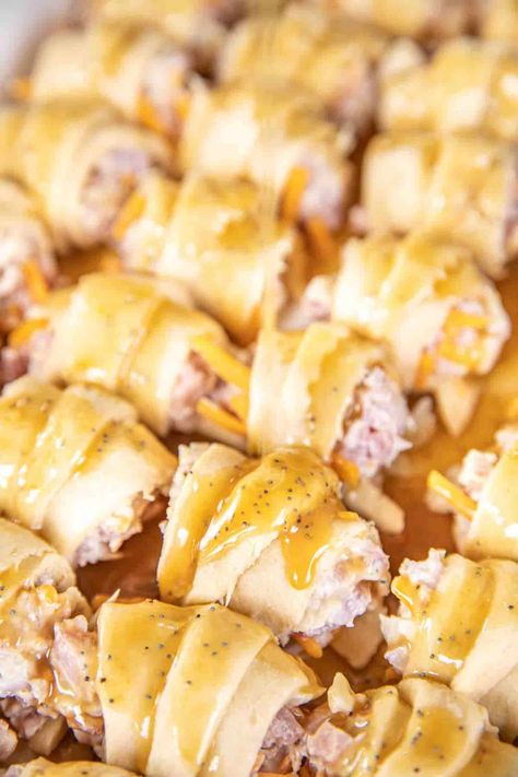 Ham And Cheese Baked, Breakfast Parties, Savory Butter, Easy Biscuit, Crescent Recipes, Cheese Baked, Brown Sugar Glaze, Plain Chicken, Appetizers Easy Finger Food