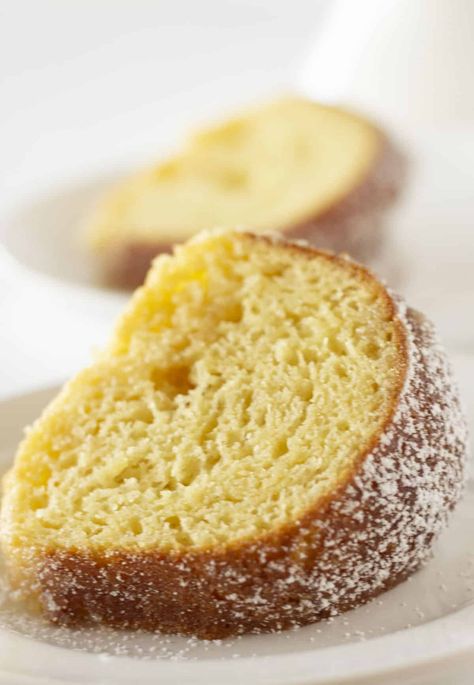 Easy Kentucky Butter Bundt Cake Recipe Made with a Cake Mix Cake Mix Pound Cake, Butter Bundt Cake, Butter Cake Cookies, Practically Homemade, Butter Cakes, Moist Pound Cake, Kentucky Butter Cake, Butter Glaze, Bundt Cake Recipe