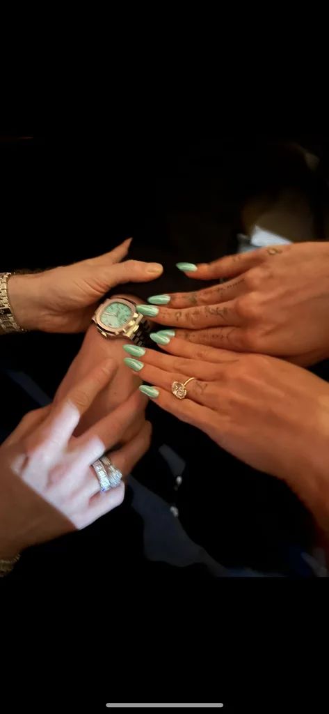 Glazed Nails, Tiffany Blue Nails, Tiffany Nails, Hailey Bieber Nails, Bieber Nails, Blue Chrome Nails, Popsugar Beauty, Classy Nails, Funky Nails