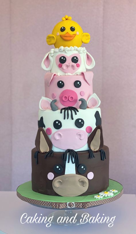 Cow And Pig Cake, Cow Cakes Birthday, Farm Animal Cakes For Kids, Cow Cake Birthday, Birthday Cake Cow, Farm Cake Ideas, Cow Cake Ideas, Animal Cakes For Kids, Cake Cow