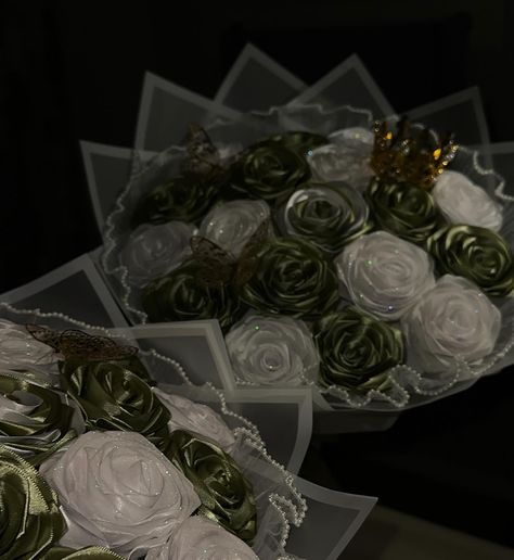 I love this bouquet🥹🤍 . - - - - - #roses#eternal #ramos #foreeverbouquet #sagegreen #white #ribbonflowers #fyppp #explorepage #flowers #reelsinstagram #mesh #glitter #goldbutterfly ##19 #love #crown Eternal Ramos, Ribbon Bouquets, Ribbon Rose Bouquets, Eternal Roses, Bday Gifts, Ribbon Bouquet, Ribbon Rose, Roses Bouquet, Bday Girl