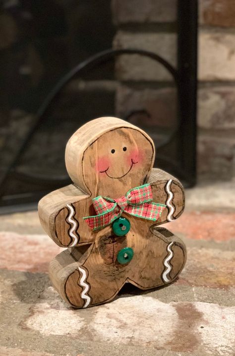 Wood Gingerbread, Gingerbread Man Crafts, Gingerbread Man Decorations, Gingerbread Baby, Gingerbread House Parties, Gingerbread Diy, Gingerbread Christmas Decor, Christmas Wood Crafts, Christmas Decorations Rustic