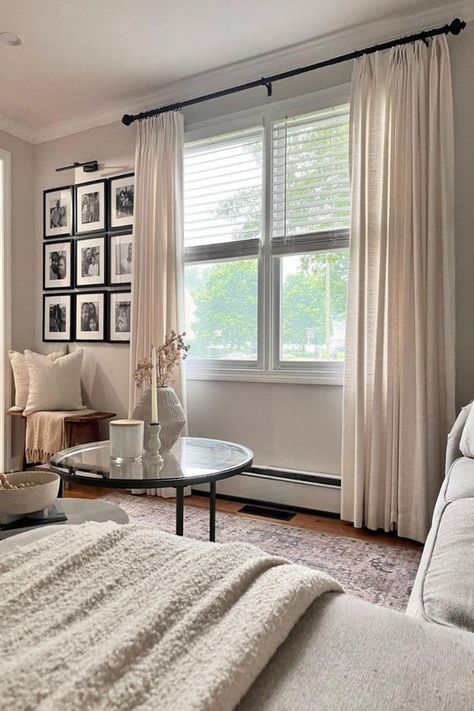 Curtains small window Curtains Above Window, Short Window Curtains Ideas, Small Bay Window Ideas Living Room, Small Bay Window Ideas, Small Window Living Room, Small Window Bedroom, Small Window Ideas, Small Window Bathroom, Basement Curtains