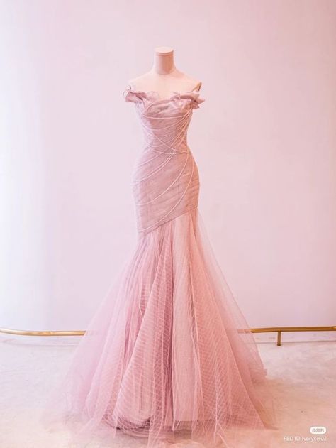 mermaid gown and mermaid party dress Pink Fairytale Dress, Pink Gown Elegant, Pink Mermaid Dress, Gaun Koktail, Pink Evening Gowns, Gowns Dresses Elegant, Pink Prom, Prom Dress Inspiration, Stylish Party Dresses