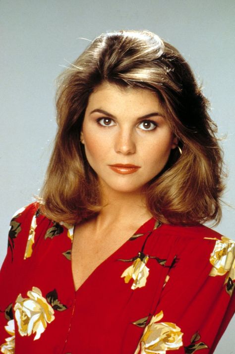 Pin for Later: 8 Full House Halloween Costumes Guaranteed to Make You Super Nostalgic Rebecca Katsopolis Becky Full House, Lori Loughlin Full House, Andrea Barber, Full House Tv Show, Aunt Becky, 80s Actors, Olivia Jade, Lori Loughlin, John Stamos