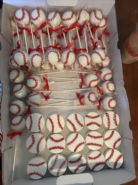 Cake Pops Baseball Theme, Baseball Oreo Cookies, Baseball Treats For Birthday, Cake Pops Baseball, Baseball Mvp Award Ideas, Rookie Of The Year First Birthday Treats, Rookie Year Birthday Cookies, Rookie Of The Year Desserts, Dodgers 1st Birthday Party