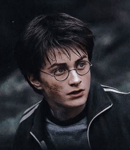 Harry Potter Haircut, Heri Poter, Harry Potter Wattpad, Hery Potter, Child Discipline, Young Harry Potter, Harry Potter Marathon, Stile Harry Potter, Glume Harry Potter