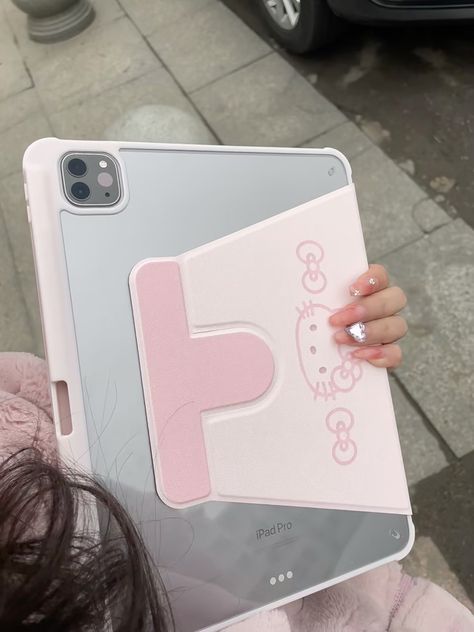 Hello Kitty Ipad, Kotak Bento, Work It Girl, Apple Ipad Accessories, Pink Ipad, Cute Ipad Cases, Produk Apple, New Ipad Pro, Iphone Obsession