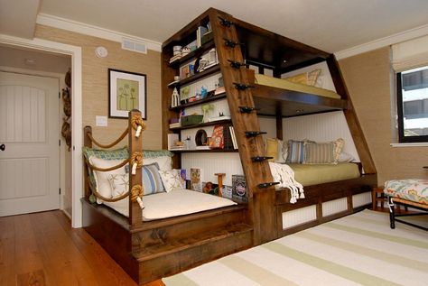 20 Cool Bunk Beds That Offer Us The Gift Of Style Skjulte Rum, Cool Bunk Beds, Bunk Bed Designs, Bilik Tidur, Kids Bunk Beds, غرفة ملابس, Design Del Prodotto, Awesome Bedrooms, Cool Beds