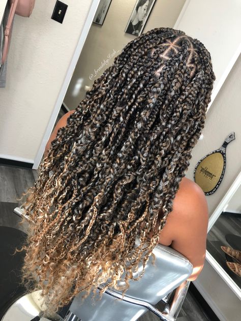 Gold Passion Twists, Blonde Passion Braids, Grey Passion Twists, Passion Braids For Black Women, Passion Braids Hairstyles, Cat Snarling, Passion Twist Braids, Passion Twist Hairstyles, Passion Braids