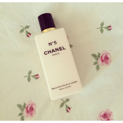 Chanel Rosy Blog Tumblr, Aesthetic Lotion, Ikea Bedding, Rosy Blog, 2014 Aesthetic, Chanel 2014, Chanel Fragrance, Girl Blogger, Pink Tumblr Aesthetic