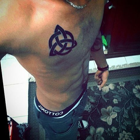 #triquetra #tattoo #men #meaningful #chest Tattoo Men Meaningful, Triquetra Tattoo Men, Triquetra Tattoo, Trinity Knot Tattoo, Tattoo Celtic, Tree Tattoo Men, Surf Tattoo, Tattoo Catalog, Celtic Warrior