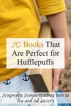 Hufflepuff Things To Say, Hufflepuff Bedroom Ideas, Vintage Hufflepuff, Hufflepuff Room, Huffle Puff, Intelligent Books, Classe Harry Potter, Hufflepuff Aesthetic, Hufflepuff Pride