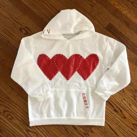 Super Cute Hoodie By Shein. White With Red Triple Heart Decal And Numerals. Perfect For Chilly Days Or Nights. Wear Over Shorts Or A Bikini! Size Large. Brand New. Heart Patch Hoodie, Patchwork Hoodie Aesthetic, Heart Sweatshirt Diy, Heart Clothes Aesthetic, Hoodies With Patches, Sweatshirts Cricut, Patch Work Sweatshirt, Patch Work Hoodie, Diy Hoodie Design