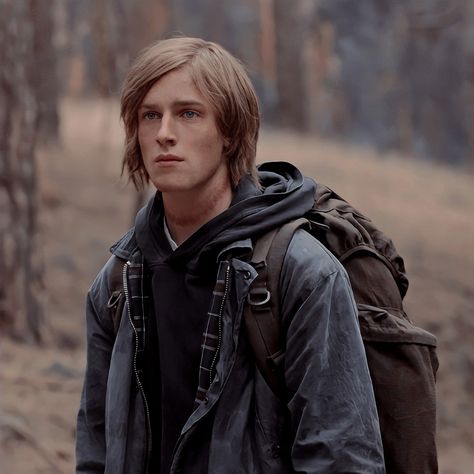 Dark Jonas Kahnwald, Dark Jonas, Jonas Kahnwald, Louis Hoffman, Louis Hofmann, Dark Netflix, Dark Series, Cillian Murphy, Netflix Series