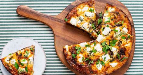 Sweet Potato Feta, Onion Frittata, Bacon Frittata, Dinner Family, Frittata Recipe, Frittata Recipes, Baked Garlic, Family Dinner Recipes, Family Recipe