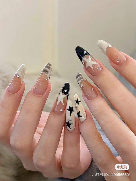 Kpop Acrylic Nails, Kpop Nail Ideas, Nail Ideas Kpop, Kpop Nails Inspired, Kpop Nails Ideas, Kpop Nails Designs, Kpop Inspired Nails, Xiaohongshu Nails, Alt Nails